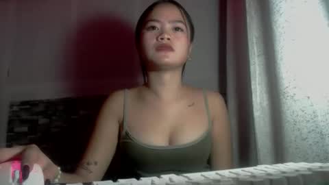 Snapshot of sapphire_amora chatting on September 28, 12:21 pm sapphire_amora online show from September 28, 12:21 pm