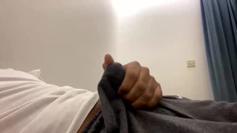 saqib332243 online show from April 10, 10:36 pm