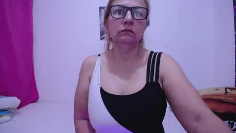 sara online show from January 14, 1:06 pm