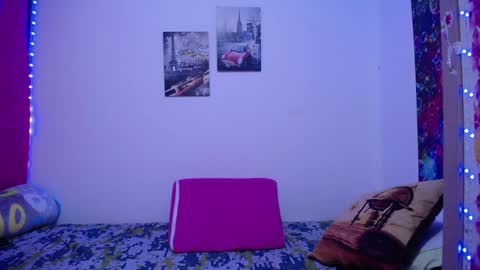 sara online show from March 10, 11:32 am