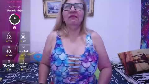 sara online show from November 22, 3:05 am