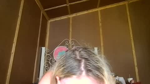 Snapshot of sara9920 chatting on July 7, 8:24 pm sara9920 online show from July 7, 8:24 pm
