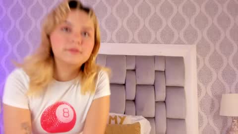 Sara online show from March 11, 3:37 am