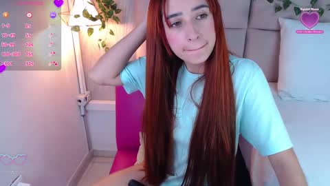 Snapshot of sara_angeelss chatting on March 11, 11:12 am Sara... online show from March 11, 11:12 am