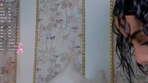 Snapshot of sara_castro24 chatting on September 11, 7:47 pm Sara online show from September 11, 7:47 pm