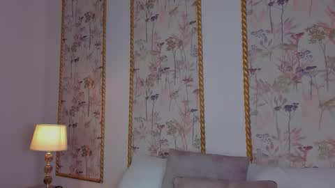 Snapshot of sara_castro24 chatting on October 18, 2:29 pm Sara online show from October 18, 2:29 pm