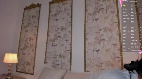 Snapshot of sara_castro24 chatting on May 31, 2:02 pm Sara online show from May 31, 2:02 pm