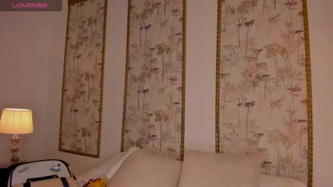 Snapshot of sara_castro24 chatting on July 29, 8:18 pm Sara online show from July 29, 8:18 pm