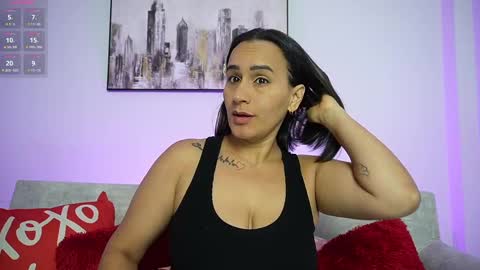   online show from March 8, 11:05 am