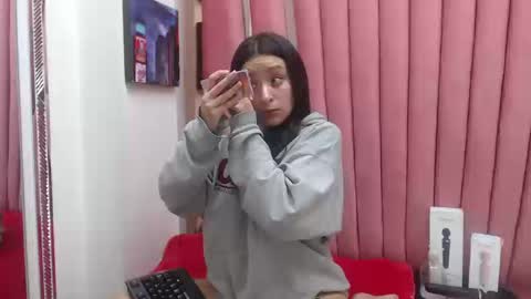 Snapshot of sara_honny chatting on September 25, 4:27 am sara_honny online show from September 25, 4:27 am