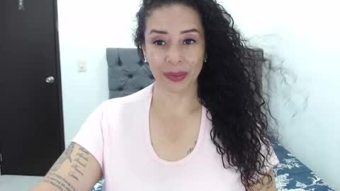 Sara hot46 online show from January 7, 10:22 am