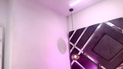 Snapshot of sara_lopee1 chatting on September 24, 11:57 am sara_lopee1 online show from September 24, 11:57 am