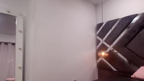 Snapshot of sara_lopee1 chatting on September 30, 11:59 am sara_lopee1 online show from September 30, 11:59 am