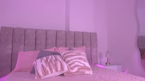 Snapshot of sara_lopee1 chatting on November 14, 11:53 am sara_lopee1 online show from November 14, 11:53 am