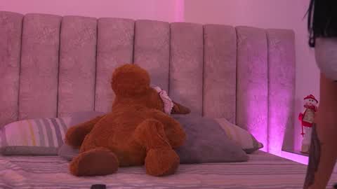 Snapshot of sara_lopee1 chatting on December 14, 11:59 am sara_lopee1 online show from December 14, 11:59 am