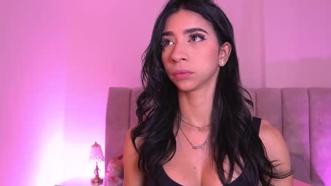 Snapshot of sara_lopee1 chatting on December 19, 11:50 am sara_lopee1 online show from December 19, 11:50 am