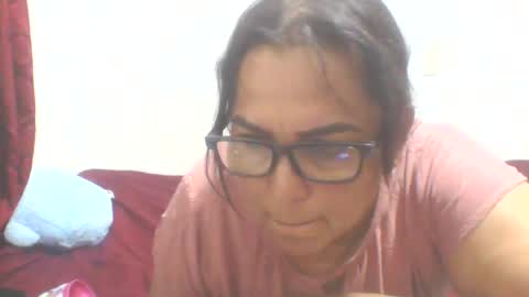 Snapshot of sara_love43 chatting on July 19, 4:16 am Sara love online show from July 19, 4:16 am