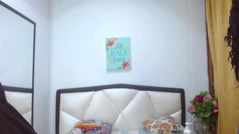 S A R A online show from October 6, 11:40 am