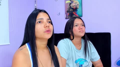 Snapshot of sara_mendez2_ chatting on December 24, 2:32 am Sara Mendez online show from December 24, 2:32 am