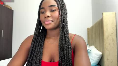 Sara online show from April 5, 11:02 pm