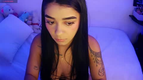 sara_ramirez0 online show from December 11, 1:05 am