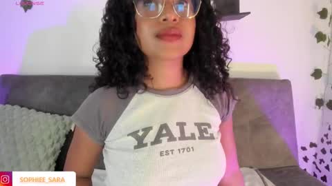 sara sofia online show from September 15, 5:13 pm