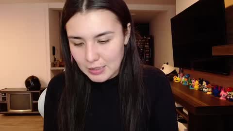 Snapshot of sara_sunrise_ chatting on January 15, 7:23 pm Sara online show from January 15, 7:23 pm