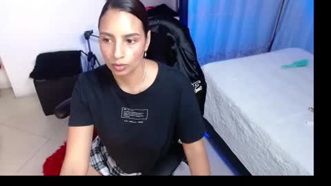 SARA online show from April 9, 2:33 am