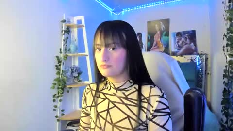 Sarah Ramirez online show from January 21, 3:48 am