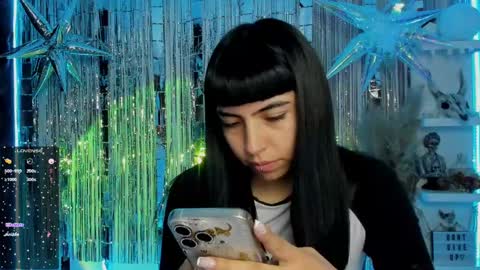 Snapshot of saraadesire chatting on February 18, 1:21 am Sara online show from February 18, 1:21 am