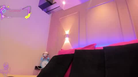 SaraAvila  online show from September 17, 10:33 pm