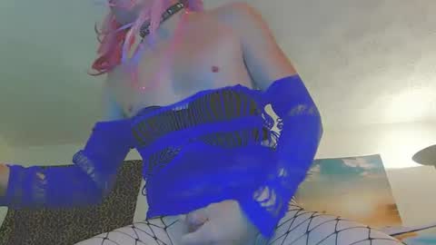 Snapshot of saraboycd9 chatting on October 5, 5:50 am saraboycd9 online show from October 5, 5:50 am