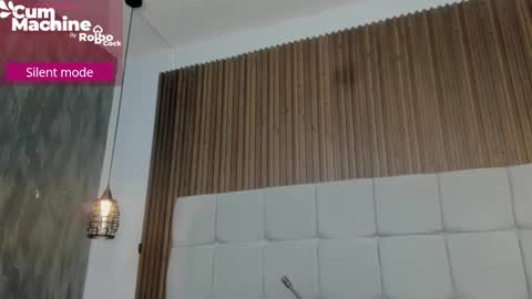   online show from March 3, 9:59 am