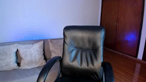 Sara  Everyday From 1430 to 2130 Col Time online show from December 16, 6:46 pm