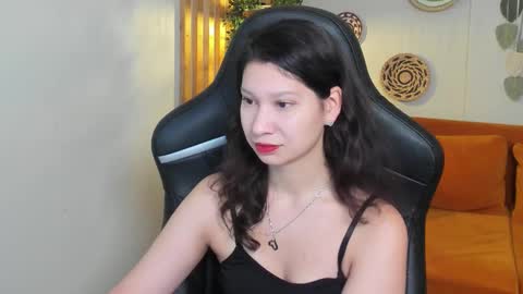 SaraDenars online show from November 10, 5:06 am