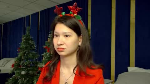 SaraDenars online show from December 15, 5:23 am