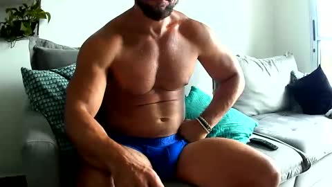 Snapshot of saradoflexx chatting on January 21, 3:10 pm Briccio online show from January 21, 3:10 pm