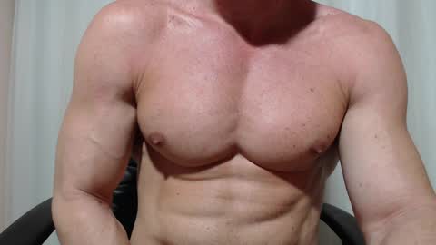 saradorj92 online show from April 10, 6:51 am