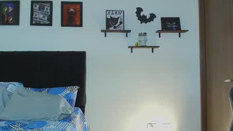 Sara online show from November 23, 6:13 am