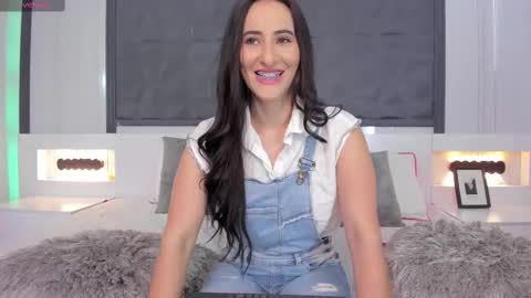  Sara Gomez  online show from February 14, 3:15 pm