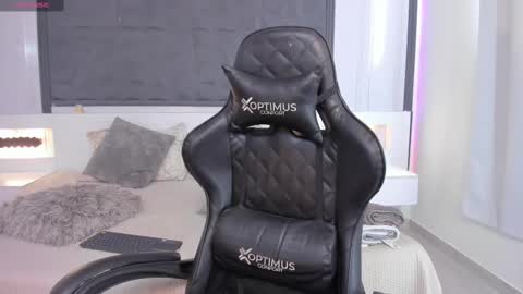  Sara Gomez  online show from February 27, 4:21 pm