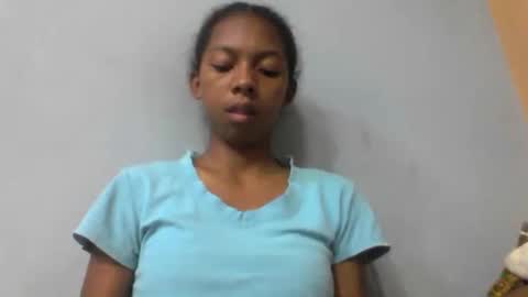 sarah146341 online show from April 14, 5:41 pm