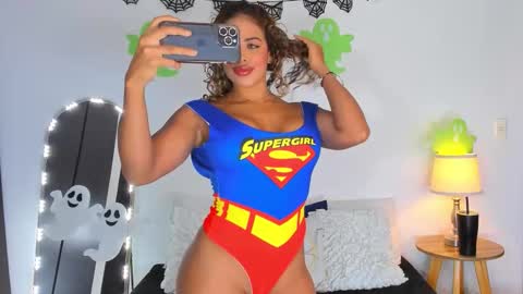 Snapshot of sarah__cinnamon chatting on October 19, 7:47 pm sarah  cinnamon online show from October 19, 7:47 pm