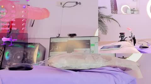 Snapshot of sarah_carter__ chatting on July 12, 2:35 am sarah_carter__ online show from July 12, 2:35 am