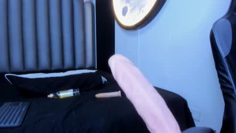 Sarah online show from January 7, 12:13 am