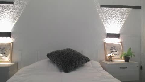 Sarah online show from January 15, 12:10 pm