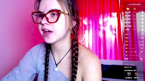 Sarah online show from December 13, 7:47 am