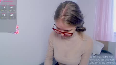 Sarah online show from April 21, 11:27 am