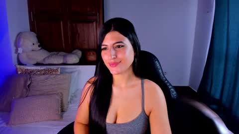 Sarah Independent model online show from January 7, 3:23 pm
