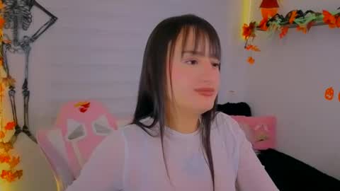 Sarah Ramirez online show from October 18, 6:37 am